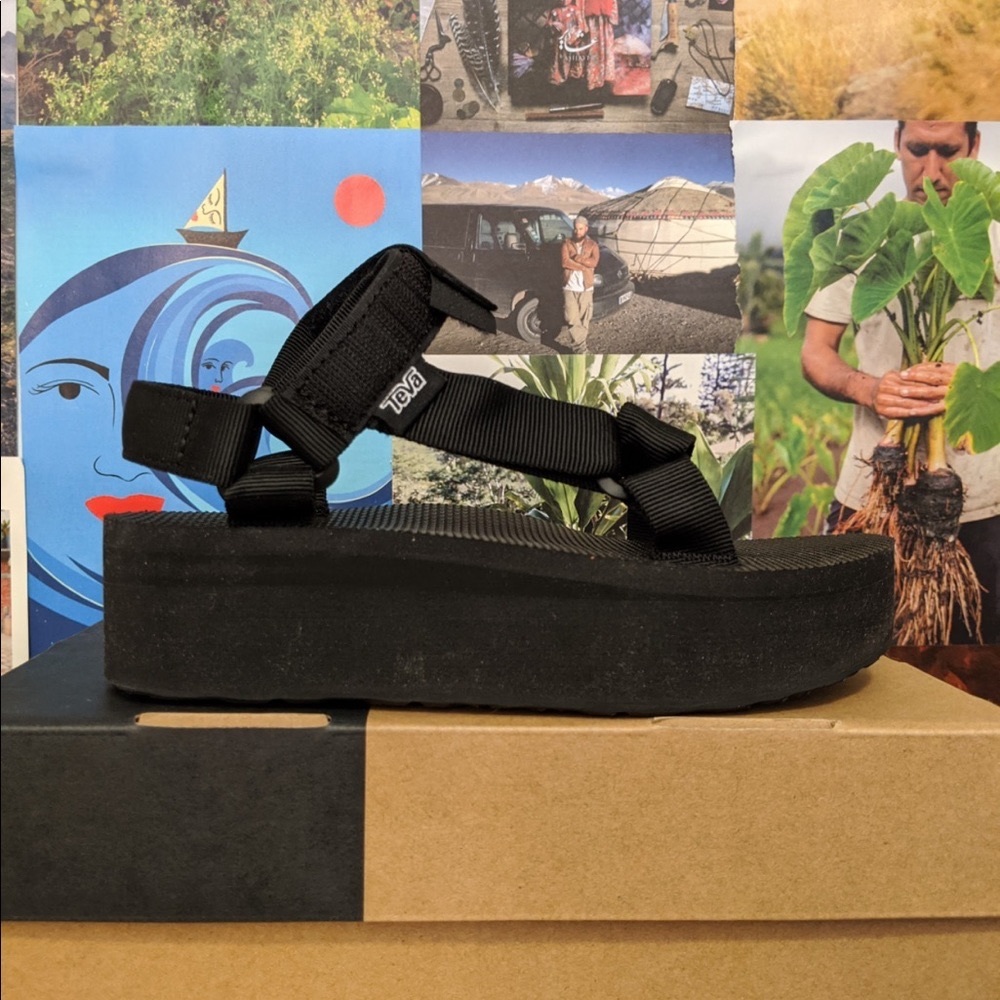 Black Teva Flatform platform classic sandal